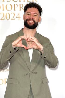 Calum Scott bei der Verleihung des 15. Deutschen Radiopreises 2024 im Musical Theater Neue Flora. Hamburg, 05.09.2024