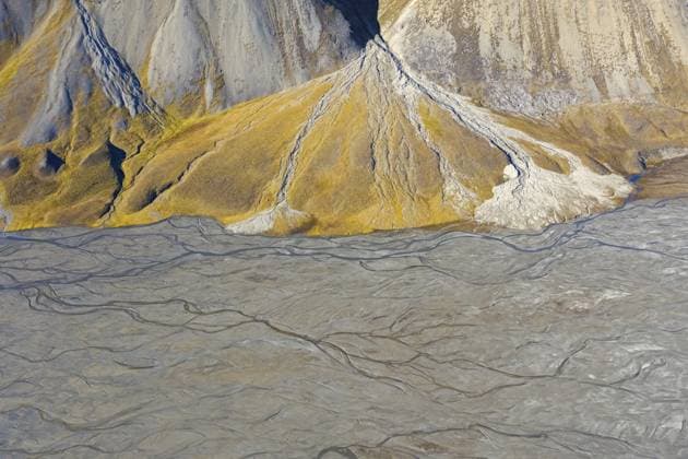 Creative Highlights World Luftaufnahme des Flussdeltas bei Skansbukta im äußeren Billefjorden, Billefjord, südöstlich von Dickson Land, Svalbard, Spitzbergen, Norwegen, Europa Aerial view over river delta at Skansbukta in the outer Billefjorden, Billefjord, southeast of Dickson Land, Svalbard, Spitsbergen, Norway, Europe Copyright: imageBROKER alimdix xArterrax xS ibltsm11347974.jpg