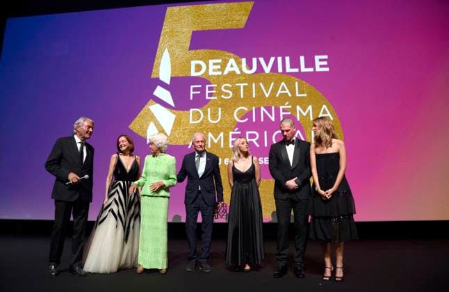 Bilder des Jahres 2024, Entertainment 09 September Entertainment Themen der Woche KW36 Entertainment Bilder des Tages 50em Festival International du film americain de Deauville Opening 50th American Film Festival of Deauville Opening Hommage a Michael Douglas Tribute to Michael Douglas Mr Augier Mde Bauer Mde dOrnano Ludivine Sagnier Michael Douglas Joy et Alexandre Barriere 308927 2024 09 06 France  Copyright: xStarfacex STAR_308927_017