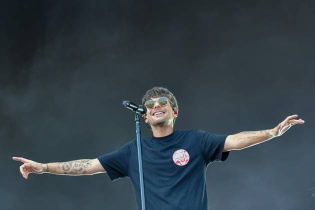 Entertainment Themen der Woche KW36 Entertainment Bilder des Tages Entertainment Musik, Lollapalooza Berlin 2024 07.09.2024, xdanx, Entertainment Musik, Lollapalooza Berlin 2024, v.l. Der Saenger Louis Tomlinson steht beim Lollapalooza Festival im Berliner Olympiastadion auf der Buehne. Die achte Ausgabe des Musikfestivals findet am Wochenende des 7. und 8. September 2024 im Olympiastadion und Olympiapark in Berlin statt. Berlin Olympiastadion Berlin Berlin Deutschland (DE) *** Entertainment Music, Lollapalooza Berlin 2024 07 09 2024, xdanx, Entertainment Music, Lollapalooza Berlin 2024, v l The singer Louis Tomlinson will be on stage at the Lollapalooza Festival in Berlins Olympiastadion The eighth edition of the music festival will take place on the weekend of September 7 and 8, 2024 at the Olympiastadio Copyright: xDanielxLakomskix