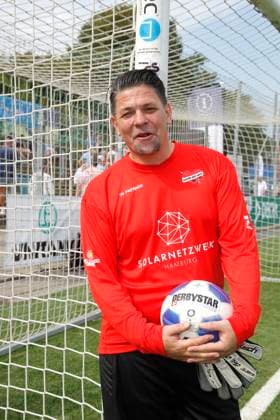 Tim Maelzer beim Benefiz Fussballspiel Kicken mit Herz zugunsten der Kinder Herzstation der Universitaetsklinik Eppendorf am 8.09.2024 in Hamburg Kicken mit Herz 2024 Benefiz Event in Hamburg