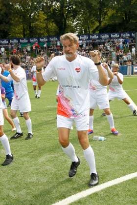 Goetz Otto beim Benefiz beim Benefiz Fussballspiel Kicken mit Herz zugunsten der Kinder Herzstation der Universitaetsklinik Eppendorf am 8.09.2024 in Hamburg Kicken mit Herz 2024 Benefiz Event in Hamburg