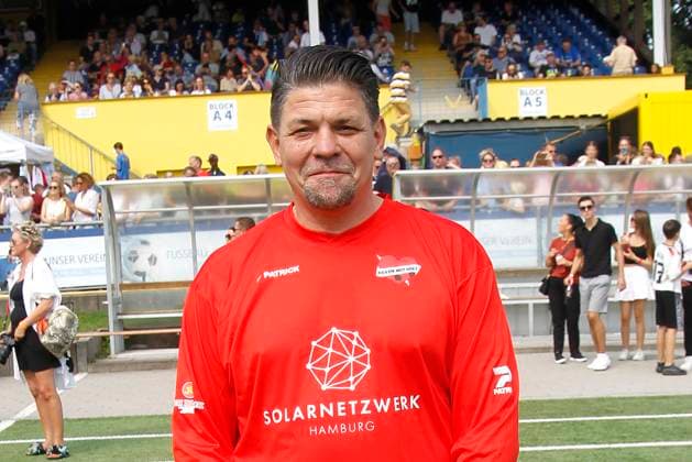 Tim Maelzer beim Benefiz Fussballspiel Kicken mit Herz zugunsten der Kinder Herzstation der Universitaetsklinik Eppendorf am 8.09.2024 in Hamburg Kicken mit Herz 2024 Benefiz Event in Hamburg