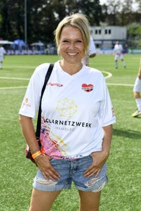Nova Meierhenrich beim 16. Benefiz Fussballspiel Kicken mit Herz zugunsten der Kinder Herzstation des UKE Eppendorf in Hamburg am 08.09.2024