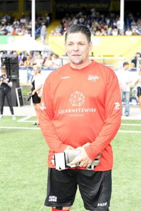 Tim Mälzer beim 16. Benefiz Fussballspiel Kicken mit Herz zugunsten der Kinder Herzstation des UKE Eppendorf in Hamburg am 08.09.2024