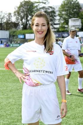 Julia Stinshoff beim 16. Benefiz Fussballspiel Kicken mit Herz zugunsten der Kinder Herzstation des UKE Eppendorf in Hamburg am 08.09.2024