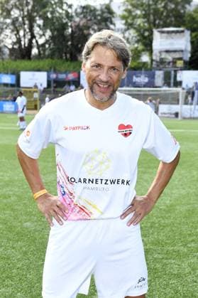 Patrick Bach beim 16. Benefiz Fussballspiel Kicken mit Herz zugunsten der Kinder Herzstation des UKE Eppendorf in Hamburg am 08.09.2024