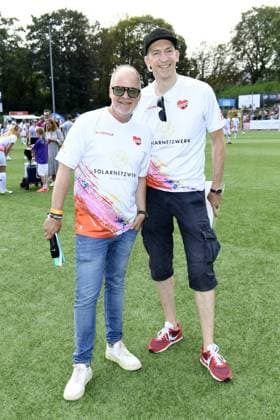 Marek Erhardt und Steffen Hallaschka beim 16. Benefiz Fussballspiel Kicken mit Herz zugunsten der Kinder Herzstation des UKE Eppendorf in Hamburg am 08.09.2024