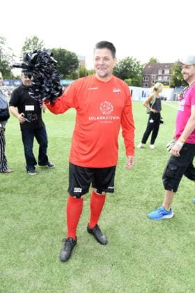Tim Mälzer beim 16. Benefiz Fussballspiel Kicken mit Herz zugunsten der Kinder Herzstation des UKE Eppendorf in Hamburg am 08.09.2024
