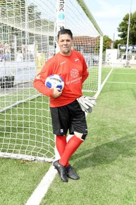 Tim Mälzer beim 16. Benefiz Fussballspiel Kicken mit Herz zugunsten der Kinder Herzstation des UKE Eppendorf in Hamburg am 08.09.2024