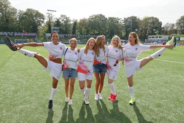 RECORD DATE NOT STATED KICKEN MIT HERZ, 08.09.2024 Annabelle Mandeng, Nova Meierhenrich, Esther Roling, Yasmina Fiilali, Sandra Quadflieg, Julia Stinshoff, Kicken mit Herz das Benefiz Fussballspiel zu Gunsten der Kinderstation des UKE im Stadion des SC Victoria, Hamburg, 08.09.2024 Copyright: xEventpressxMPx