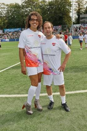 RECORD DATE NOT STATED KICKEN MIT HERZ, 08.09.2024 Jorge Gonzalez, Axel Bosse, Kicken mit Herz das Benefiz Fussballspiel zu Gunsten der Kinderstation des UKE im Stadion des SC Victoria, Hamburg, 08.09.2024 Copyright: xEventpressxMPx