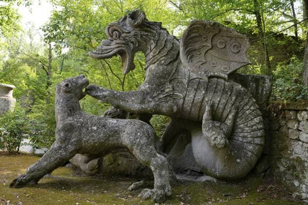 Sacro Bosco, Heiliger Wald, Park der Ungeheuer, Parco dei Mostri, Groteske, Monumentalskulpturen, antikisierenden Architekturen, Stadt Bomarzo, Provinz Viterbo, Region Latium, Italien, Bomarzo, Latium, Italien, Europa Sacro Bosco, Sacred Forest, Park of the Monsters, Parco dei Mostri, grotesque, monumental sculptures, antique architecture, city of Bomarzo, province of Viterbo, Lazio region, Italy, Bomarzo, Lazio, Italy, Europe Copyright: imageBROKER JirixHubatka ibllid11209062.jpg