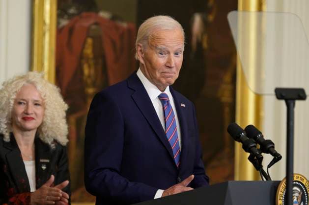 DC: President Biden hold a Huskies Men™s Basketball Team celebration US President Joe Biden delivers remarks and welcomes the University of Connecticut Huskies Men s Basketball Team to the White House to celebrate their 2023-2024 NCAA championship season in the East Room of the White House in Washington, DC, USA, on September 10, 2024. WASHINGTON DC USA  Copyright: xLeninxNollyx originalFilename: nollyaraujo-dcpresid240910_npgPN.jpg