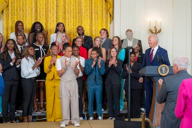 September 10, 2024, Washington, Dc, United States of America: U.S President Joe Biden, right, delivers remarks congratulating the University of South Carolina NCAA WomenÃ¢â‚¬â ¢s basketball champions at East Room of the White House, September 10, 2024 in Washington, D.C. Washington United States of America - ZUMAp138 20240910_zaa_p138_025 Copyright: xOliverxContreras WhitexHousex