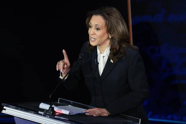 Republican presidential nominee, former U.S. President Donald Trump, debates Democratic presidential nominee, U.S. Vice President Kamala Harris, for the first time during the presidential election campaign at The National Constitution Center on Tuesday, September 10, 2024 in Philadelphia, Pennsylvania. Pool  WASP20240910152rr WinxMcNamee