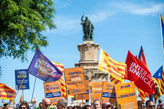 Bilder des Jahres 2024, News 09 September News Themen der Woche KW37 News Bilder des Tages ACN demonstration in Tarragona on the first Diada without a pro-independence government in 12 years Dozens of people during the ACN demonstration for the Diada, September 11, 2024, in Tarragona, Catalunya Espana Assemblea Nacional Catalana ANC , Òmnium Cultural, Associació de Municipis per la Independència AMI , Consell de la República, The Intersindical, CIEMEN and CDR, the organizing entities of the demonstrations of the Diada de Catalunya, have urged the massive mobilization in the first September 11 without a pro-independence president at the head of the Generalitat for 12 years 11 SEPTEMBER 2024 MANI DIADA CATALUÑA ESTELADA BANDERA Tarragona Catalunya Tarragona Catalunya Spain  Copyright: xLaiaxSolanellasx 6204414