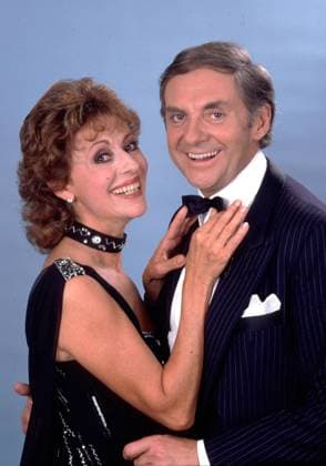 ARCHIV: Caterina Valente Caterina Valente und Harald Juhnke, 1984 ARCHIVAUFNAHME, Datum geschätzt 20240911JWM0046 *** ARCHIVE Caterina Valente Caterina Valente and Harald Juhnke, 1984 ARCHIVE ACQUISITION, date estimated 20240911JWM0046