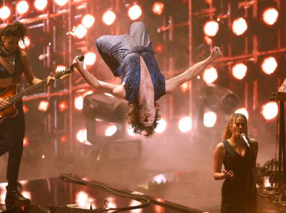 Benson Boone performs on stage at the 2024 MTV Video Music Awards VMA s at the UBS Arena in Elmont, New York on Wednesday, September 11, 2024.  NYP20240911209 JohnxAngelillo