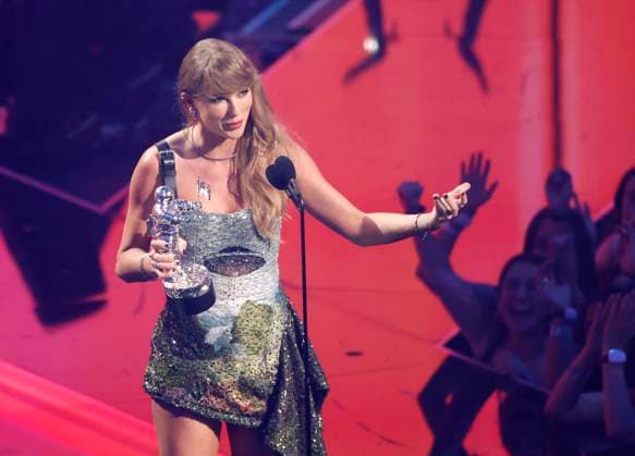 Taylor Swift accepts the Video of the Year award (Presented by Burger King) for Fortnight on stage at the 2024 MTV Video Music Awards VMA s at the UBS Arena in Elmont, New York on Wednesday, September 11, 2024.  NYP20240911251 JohnxAngelillo