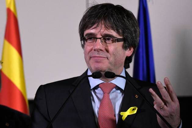 Carles Puigdemont follows the elections in Catalonia from Brussels - Le Ministre-Président catalan destitué Carles Puigdemont et les membres du Gouvernement de la Catalogne suivent les élections du 21 décembre depuis Bruxelles ( Square Brussels Meeting Centre ) - De ontslagen Catalaanse minister President Carles Puigdemont en de leden van de regering van Catalonië volgen de verkiezingen van 21 december vanuit Brussel (Square Brussels Meeting Centre) 21 12 2017 pict. by Didier Lebrun Photo News Brussels Belgium  Copyright: xDidierxLebrunx