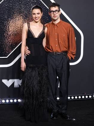 2024 MTV Video Music Awards - Arrivals Margaret Qualley and Jack Antonoff arrive at the 2024 MTV Video Music Awards held at UBS Arena on September 11, 2024 in Elmont, New York, United States. UBS Arena, Elmont, New York New York United States  Copyright: xImagexPressxAgencyx originalFilename: collin-2024mtvv240911_npW4H.jpg