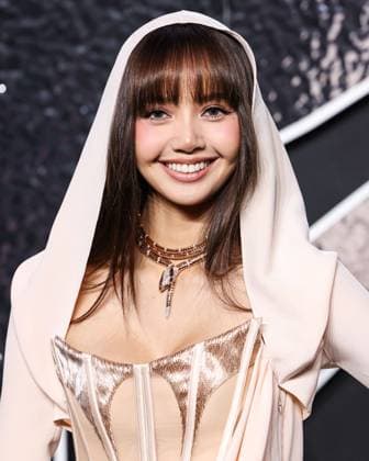 2024 MTV Video Music Awards - Arrivals ELMONT, NEW YORK, USA - SEPTEMBER 11: Lisa, Lalisa Manobal, Blackpink wearing Mugler arrives at the 2024 MTV Video Music Awards held at UBS Arena on September 11, 2024 in Elmont, New York, United States., Credit:Xavier Collin Avalon United States, New York, Elmont, UBS Arena  Copyright: xXavierxCollinx xAvalonx PHT_MTV_VMA_907004872