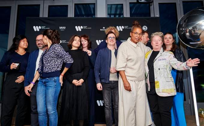 Warner Music Central Europa feiert in Berlin EUR, Deutschland, Berlin: Das einjährige Juliläum des Standorts Berlin feiert die Warner Music mit Künstlern, Gästen und Mitarbeitern. Die lokale und international Kreativszene vernetzt sich in der Haupstadt.