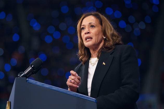September 12, 2024, Greensboro, North Carolina, USA: Vice President and Presidential Nominee KAMALA HARRIS speaks to supporters at her campaign rally at the Greensboro Coliseum in Greensboro, North Carolina. Greensboro USA - ZUMAb238 20240912_zsp_b238_015 Copyright: xJoshxBrownx