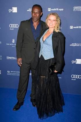 Jerry Kwarteng und Nova Meierhenrich bei der Verleihung des Deutschen Schauspielpreises 2024 im Club Theater Berlin. Berlin, 13.09.2024