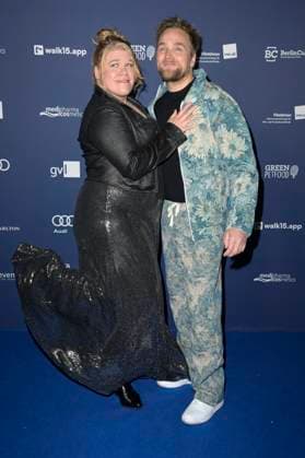 Gisa Flake mit Partner Knud Riepen bei der Verleihung des Deutschen Schauspielpreises 2024 im Club Theater Berlin. Berlin, 13.09.2024