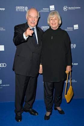 Charles Brauer mit Ehefrau Lilot Hegi bei der Verleihung des Deutschen Schauspielpreises 2024 im Club Theater Berlin. Berlin, 13.09.2024