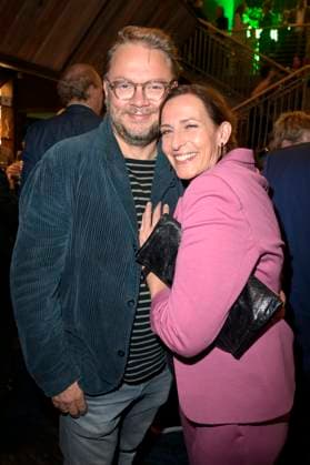 Ulrike Frank mit Ehemann Marc Schubring bei der Verleihung des Deutschen Schauspielpreises 2024 im Club Theater Berlin. Berlin, 13.09.2024