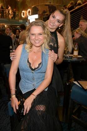 Nova Meierhenrich und Rebecca Kunikowski bei der Verleihung des Deutschen Schauspielpreises 2024 im Club Theater Berlin. Berlin, 13.09.2024