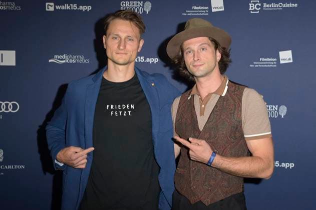 Oleg Tikhomirov und Patrick Schlegel bei der Verleihung des Deutschen Schauspielpreises 2024 im Club Theater Berlin. Berlin, 13.09.2024
