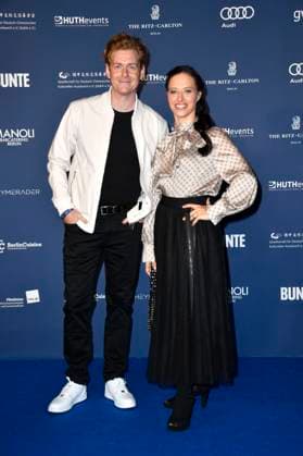 Johannes Heinrichs und Nadja Jo Klapper bei der Verleihung des Deutschen Schauspielpreises 2024 im Club Theater Berlin. Berlin, 13.09.2024
