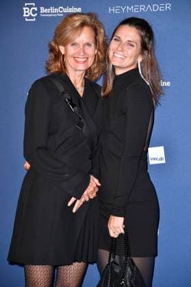 Helga Trüpel und Rahel Rüdel bei der Verleihung des Deutschen Schauspielpreises 2024 im Club Theater Berlin. Berlin, 13.09.2024