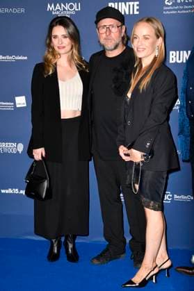 Natalia Rudziewicz, Bjarne Mädel und Friederike Kempter bei der Verleihung des Deutschen Schauspielpreises 2024 im Club Theater Berlin. Berlin, 13.09.2024