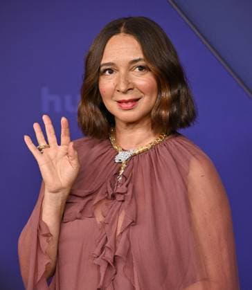Maya Rudolph arrives for the 76th annual Primetime Emmy Awards at the Peacock Theater in Los Angeles on Sunday, September 15, 2024.  LAP202409150625 CHRISxCHEW