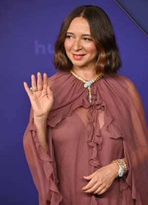 Maya Rudolph arrives for the 76th annual Primetime Emmy Awards at the Peacock Theater in Los Angeles on Sunday, September 15, 2024.  LAP202409150626 CHRISxCHEW