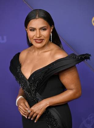 Mindy Kaling arrives for the 76th annual Primetime Emmy Awards at the Peacock Theater in Los Angeles on Sunday, September 15, 2024.  LAP202409150705 CHRISxCHEW