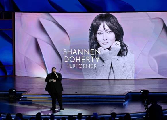 Jelly Roll performs onstage during the 76th annual Primetime Emmy Awards at the Peacock Theater in Los Angeles on Sunday, September 15, 2024.  LAP20240915140 JIMxRUYMEN