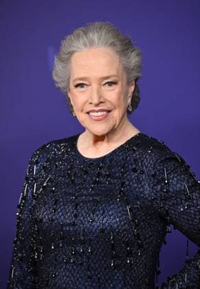 Kathy Bates arrives for the 76th annual Primetime Emmy Awards at the Peacock Theater in Los Angeles on Sunday, September 15, 2024.  LAP202409150791 CHRISxCHEW