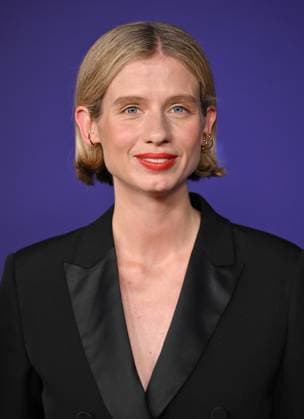 Weronika Tofilska arrives for the 76th annual Primetime Emmy Awards at the Peacock Theater in Los Angeles on Sunday, September 15, 2024.  LAP202409150847 CHRISxCHEW