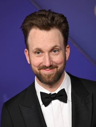 Jordan Klepper arrives for the 76th annual Primetime Emmy Awards at the Peacock Theater in Los Angeles on Sunday, September 15, 2024.  LAP202409150853 CHRISxCHEW