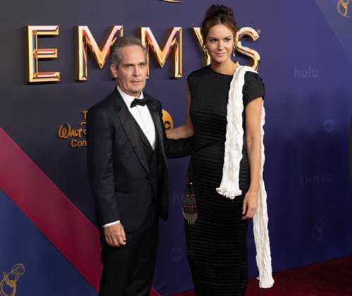Tom Hollander and Fran Hickman arrive for the 76th annual Primetime Emmy Awards at the Peacock Theater in Los Angeles on Sunday, September 15, 2024.  LAP202409150323 ALEXxGALLARDO