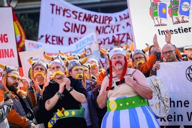 Bilder des Jahres 2024, News 09 September News Themen der Woche KW38 News Bilder des Tages Stahl-Gipfel in Duisburg. ** NUR FÜR REDAKTIONELLE ZWECKE ** EDITORIAL USE ONLY **<p>Demonstrationen und Stahlgipfel am Montag den 16. September 2024 in Duisburg. Deutschland NRW Dui Copyright: RalfxRottmann *** Steel Summit in Duisburg FOR EDITORIAL PURPOSES ONLY EDITORIAL USE ONLY p Demonstrations and Steel Summit on Monday, September 16, 2024 in Duisburg Germany NRW Dui Copyright RalfxRottmann Copyright: RalfxRottmann doc7x7gqaomh77jur5a8i7 ,EDITORIAL USE ONLY