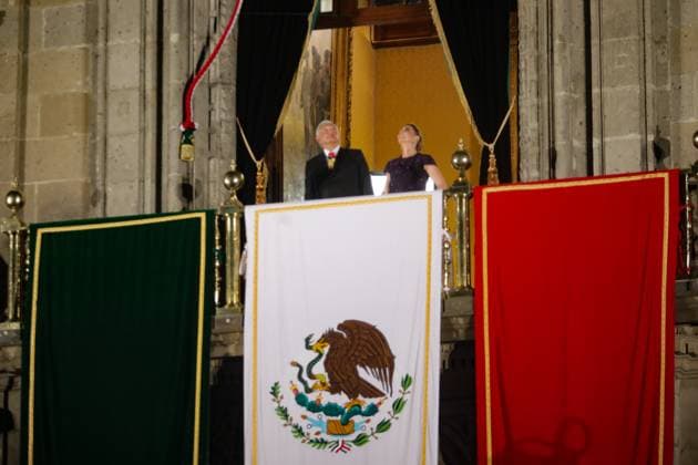 MexicoÃ¢â‚¬â ¢s President, Andres Manuel Lopez Obrador accompanied by his wife Beatriz Gutio rrez MoÂ¼ller after make his last shout of independence to commemorate the 214th anniversary of Mexico s Independence Day on the balcony of the National Palace at Zocalo in the main square. Mexico City Mexico - ZUMAe321 20240915_zia_e321_001 Copyright: xIanxRoblesx