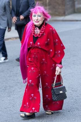 Bilder des Jahres 2024, Entertainment 09 September Entertainment Bilder des Tages LFW 40th Anniversary Reception - Monday 16 September 2024 - Downing Street, London English Fashion Designer - Zandra Rhodes arrives at Downing Street, London, England, UK on Monday 16 September, 2024 for a reception hosted by British Prime Minister Sir Keir Starmer for the British Fashion Council and guests to celebrate the 40th Anniversary of London Fashion week., Credit:Justin Ng Avalon UK, England, London, Downing Street  Copyright: xJustinxNgx xAvalonx 0908591999