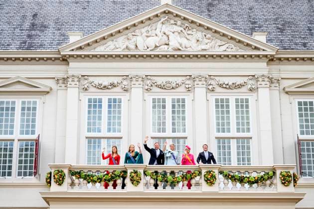 Den Haag, The Netherlands, 2024-09-17 14:17:55 THE HAGUE, 17-09-2024, Noordeinde PalaceKing Willem Alexander and Queen Maxima with Princess Amalia and Princess Alexia and Prince Constantijn with Princess Laurentien during Princess Day on the balcony of Noordeinde Palace PHOTO: NL Beeld Patrick van Emst Credit: NL Beeld Patrick van Emst Copyright: xx x